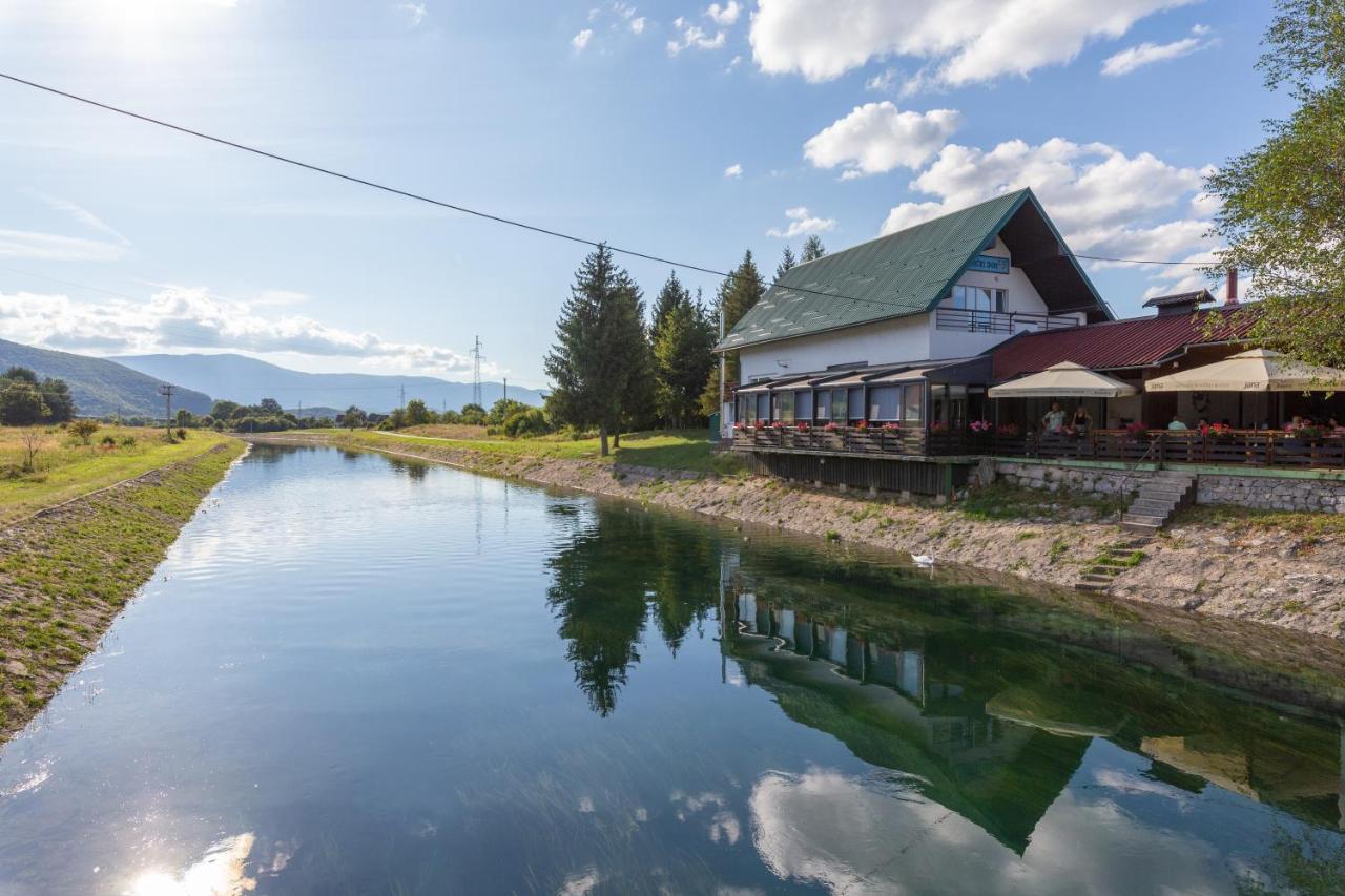Kuca Trota - Sauna, Hot Tub Otočac Exteriér fotografie